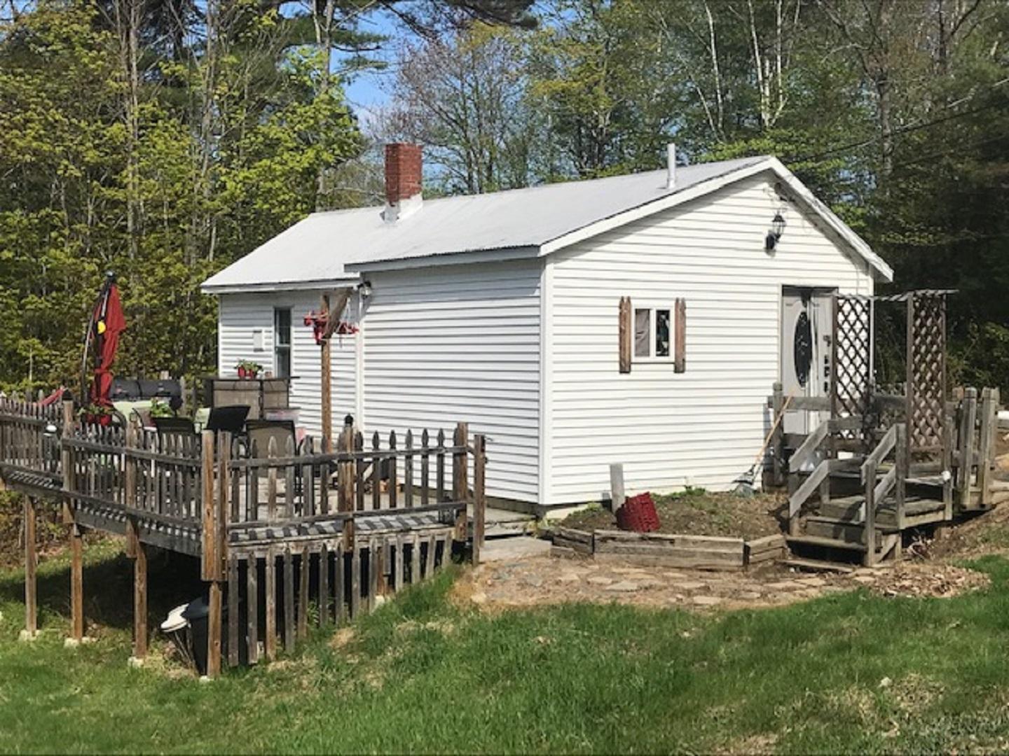 912 Plains Road Mount Vernon, ME 04352 - Photo 2 of 18 2