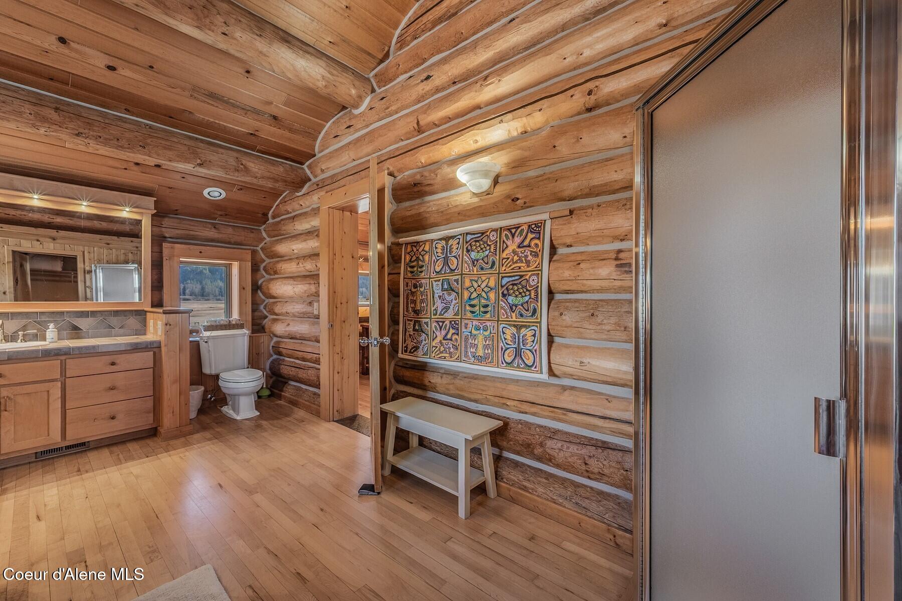 296 Camp Peine Road Sagle, ID 83860 - Photo 40 of 69 Separate Shower