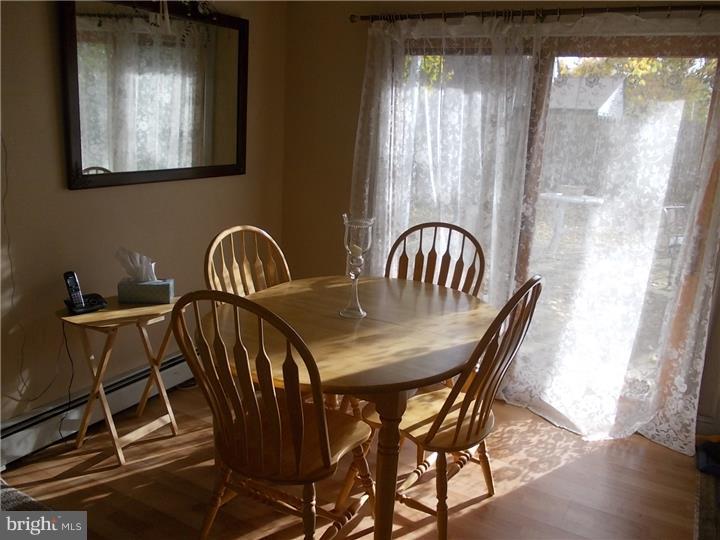 10 Crown Road Levittown, PA 19057 - Photo 3 of 20 Dining Room