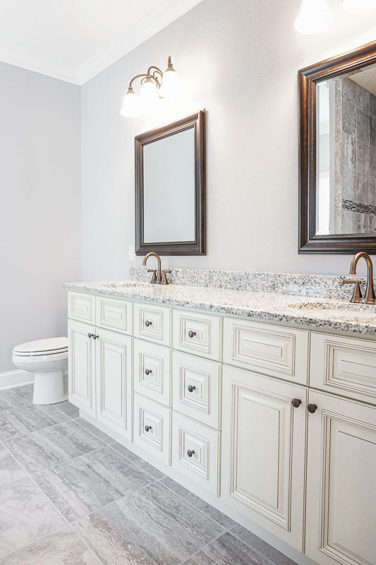 433 Live Oak Road Ringgold, GA 30736 - Photo 13 of 38 Master Bath