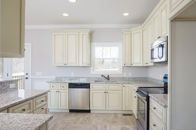 433 Live Oak Road Ringgold, GA 30736 - Photo 7 of 38 Kitchen