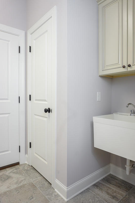 433 Live Oak Road Ringgold, GA 30736 - Photo 10 of 38 Laundry Room