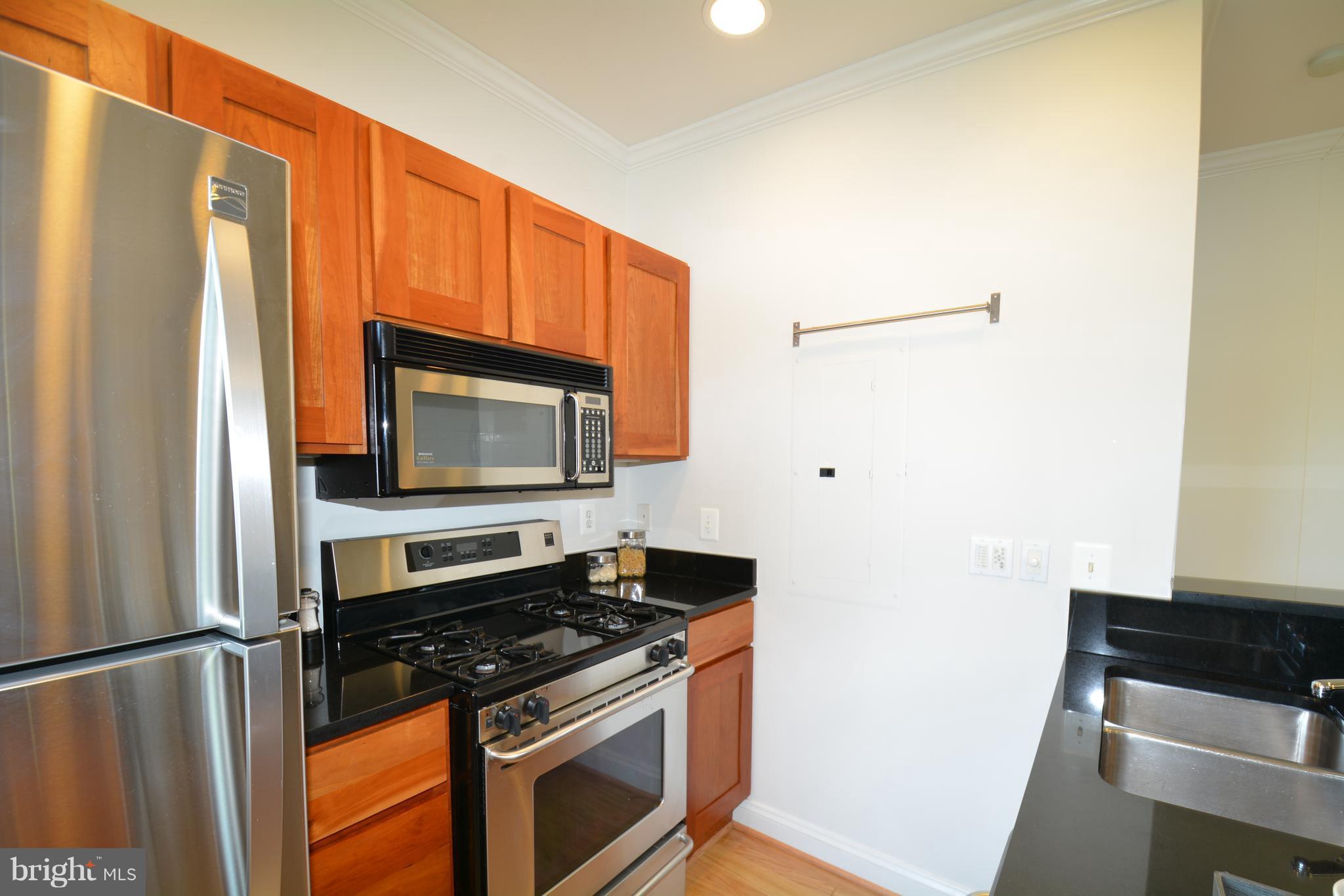 1306 O Street Northwest, Unit 302 Washington, DC 20005 - Photo 9 of 25 Kitchen