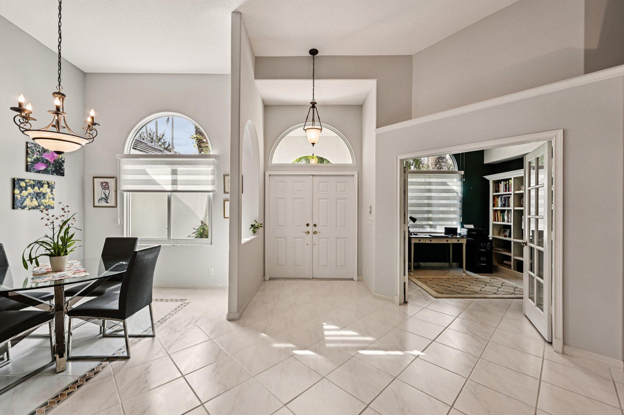 231 Sparrow Point Jupiter, FL 33458 - Photo 6 of 65 Entry 231 Sparrow Pt