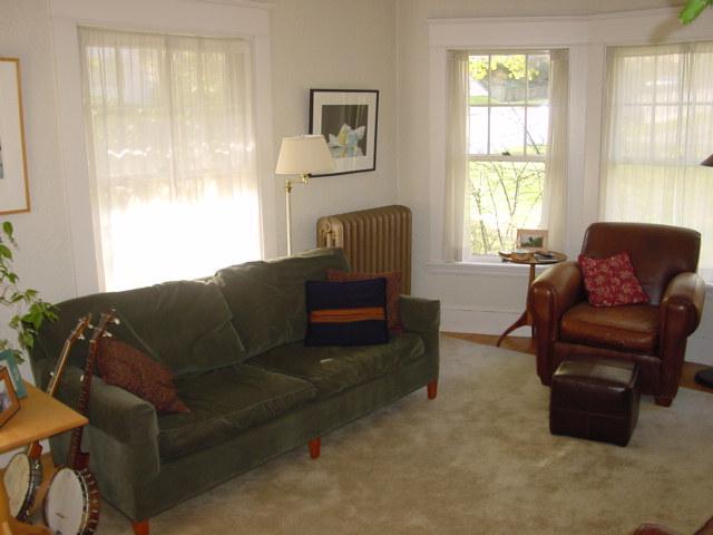 185 Edwards Street Portland, ME 04102 - Photo 7 of 27 Living Room.