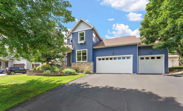 $550,000 | 613 Diamond Drive, Hudson, WI 54016
