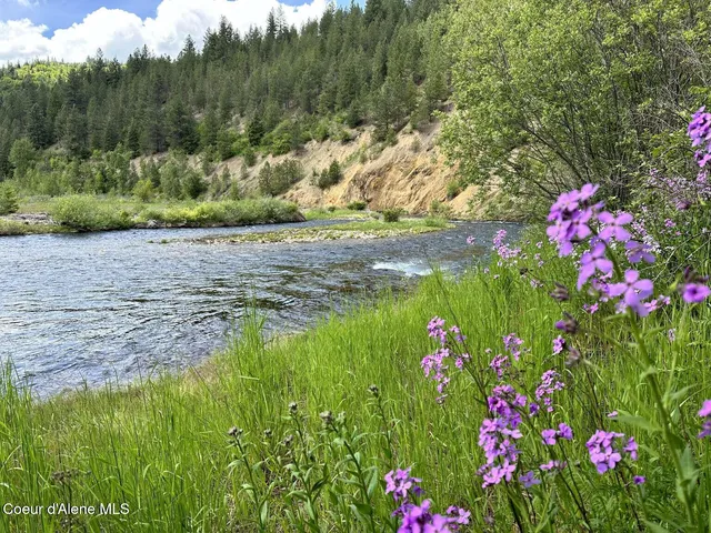 $237,000 | 950 West Cameron Avenue, Unit 103, Kellogg, ID 83837