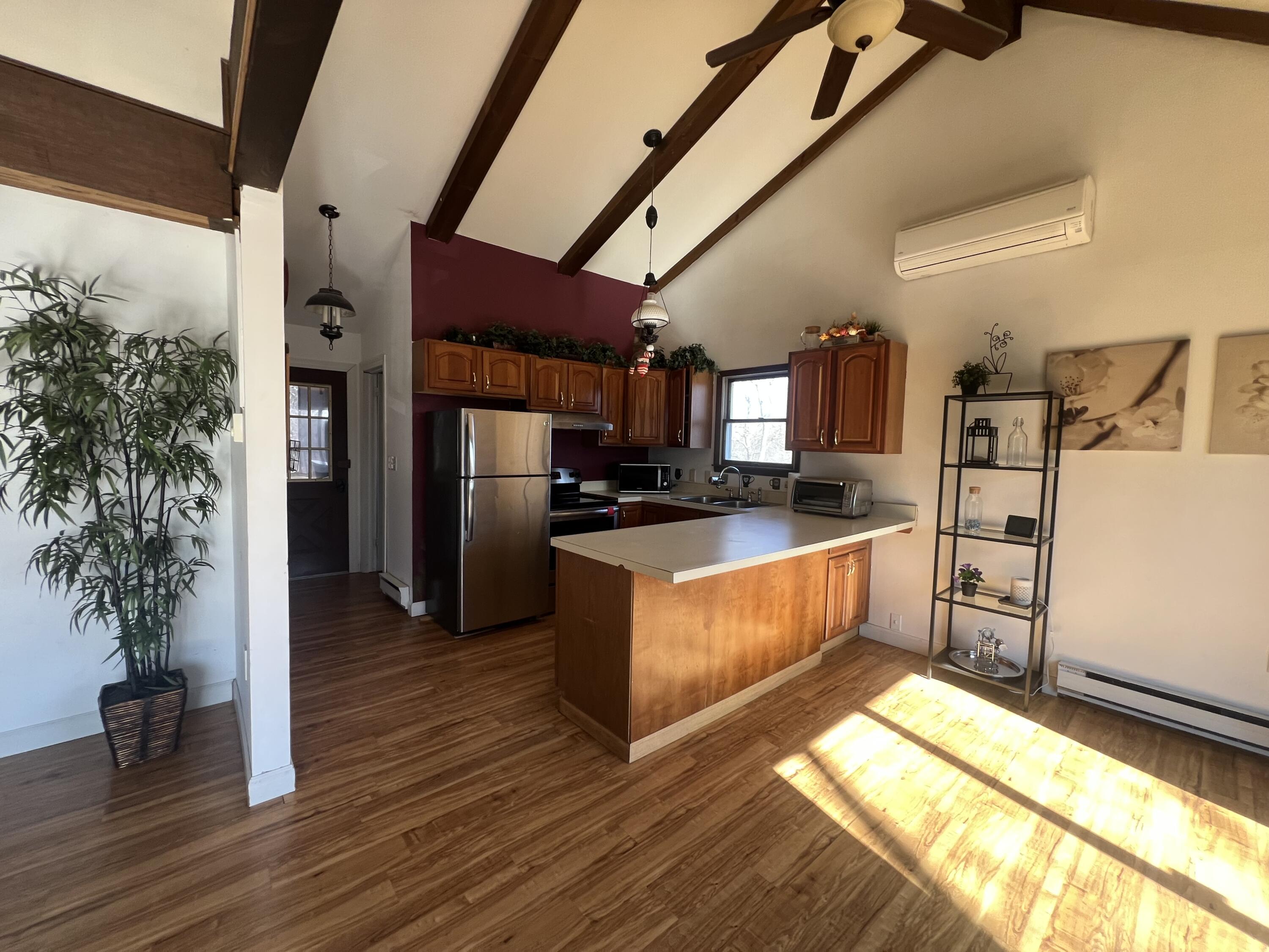 2256 Apley Court Bushkill, PA 18324 - Photo 3 of 15 IMG_5767