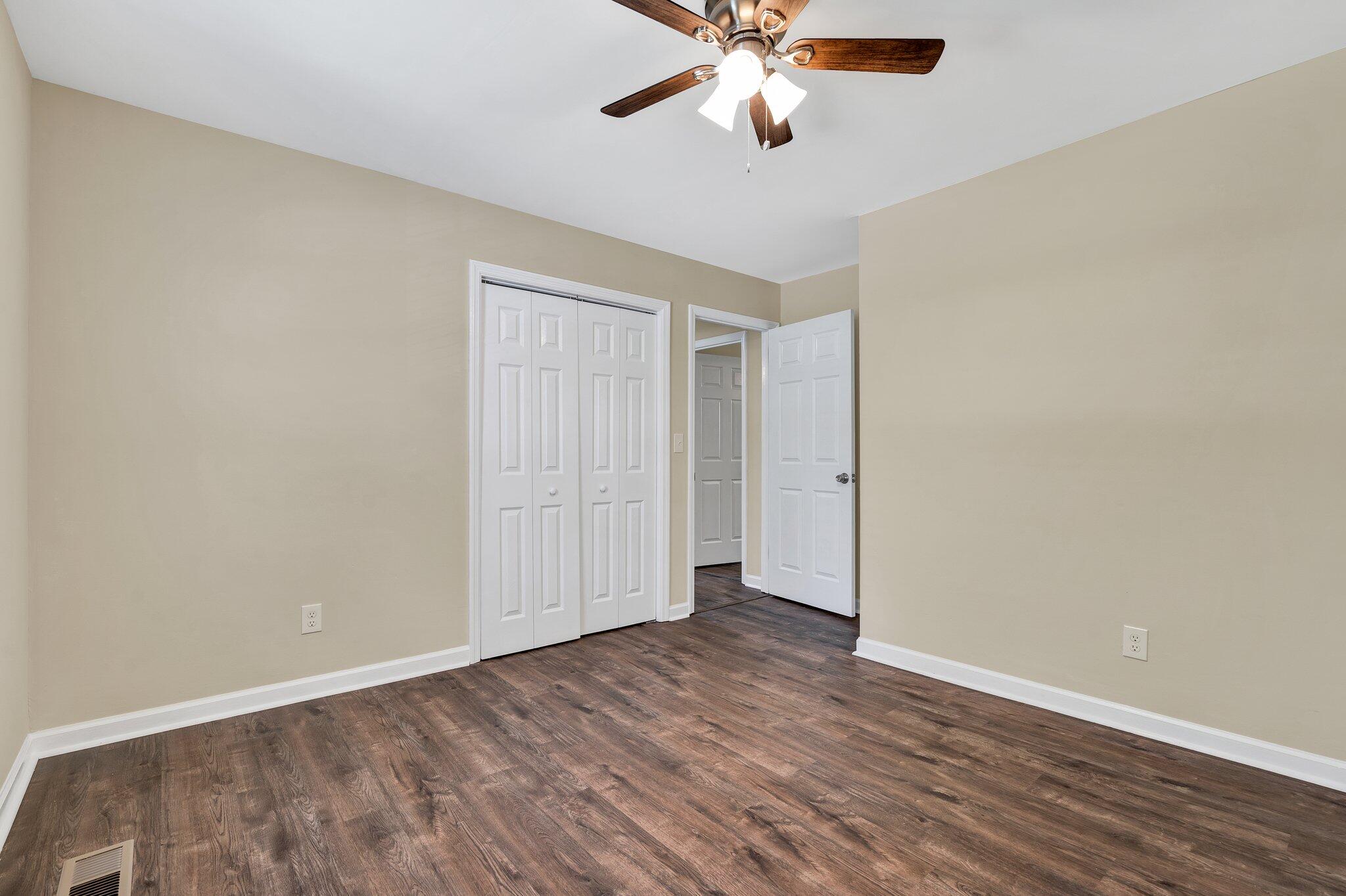 8614 Igou Gap Road Chattanooga, TN 37421 - Photo 14 of 35 25-web-or-mls-DSC02380