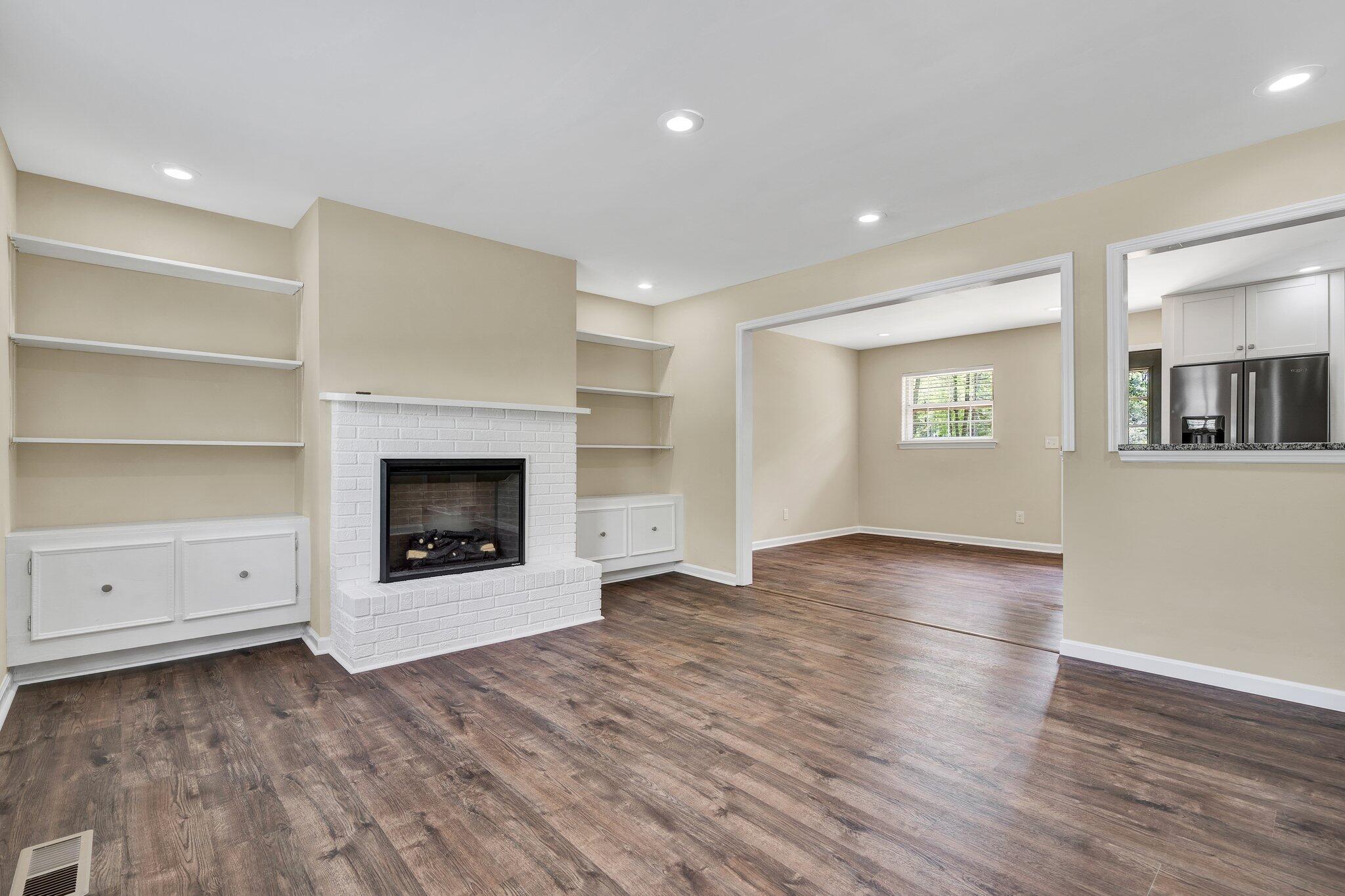 8614 Igou Gap Road Chattanooga, TN 37421 - Photo 2 of 35 11-web-or-mls-DSC02301