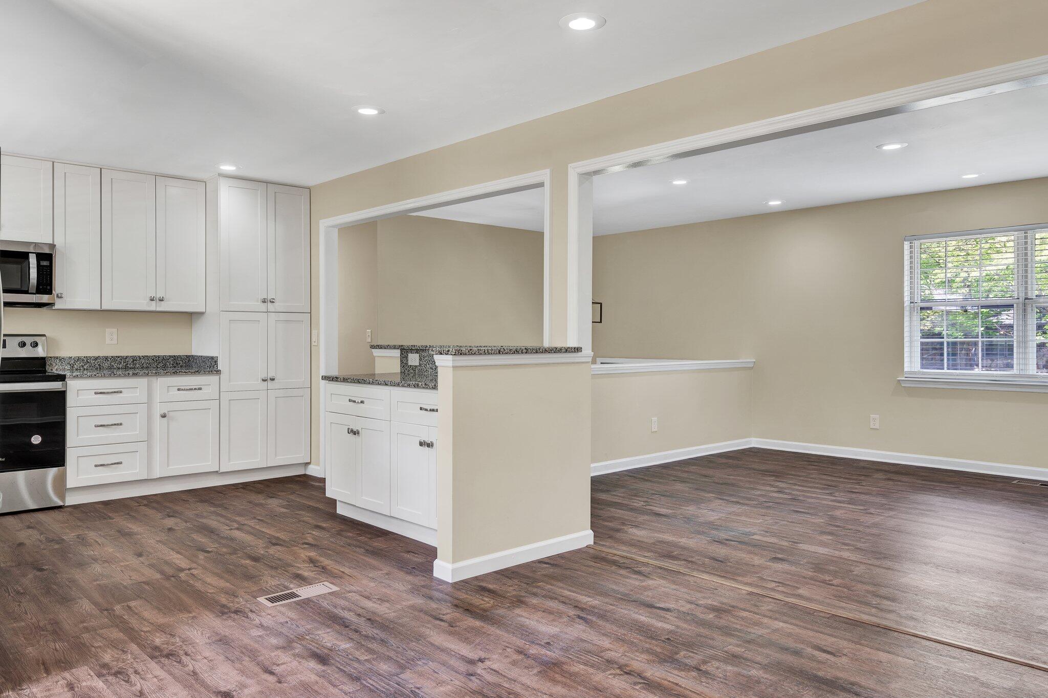 8614 Igou Gap Road Chattanooga, TN 37421 - Photo 4 of 35 15-web-or-mls-DSC02324