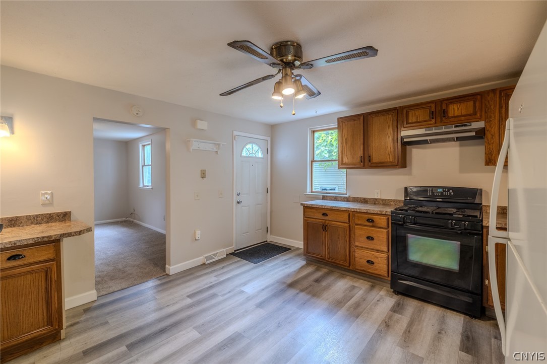 1406 Butternut Street Syracuse, NY 13208 - Photo 4 of 42