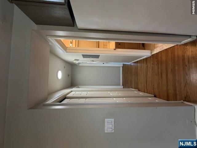 33 Henry Place, Unit B4 Hackensack, NJ 07601 - Photo 30 of 36