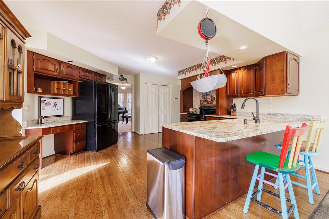 140 Eastman Estates Drive Irondequoit, NY 14622 - Photo 13 of 48