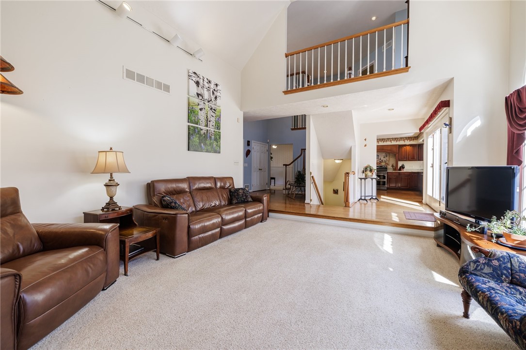 140 Eastman Estates Drive Irondequoit, NY 14622 - Photo 16 of 48