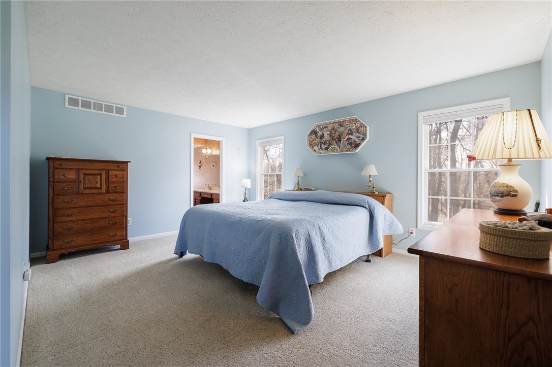 140 Eastman Estates Drive Irondequoit, NY 14622 - Photo 19 of 48