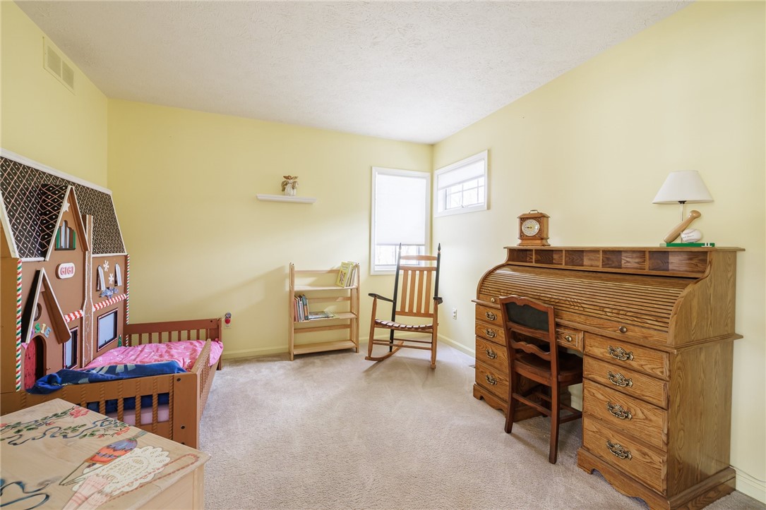 140 Eastman Estates Drive Irondequoit, NY 14622 - Photo 25 of 48