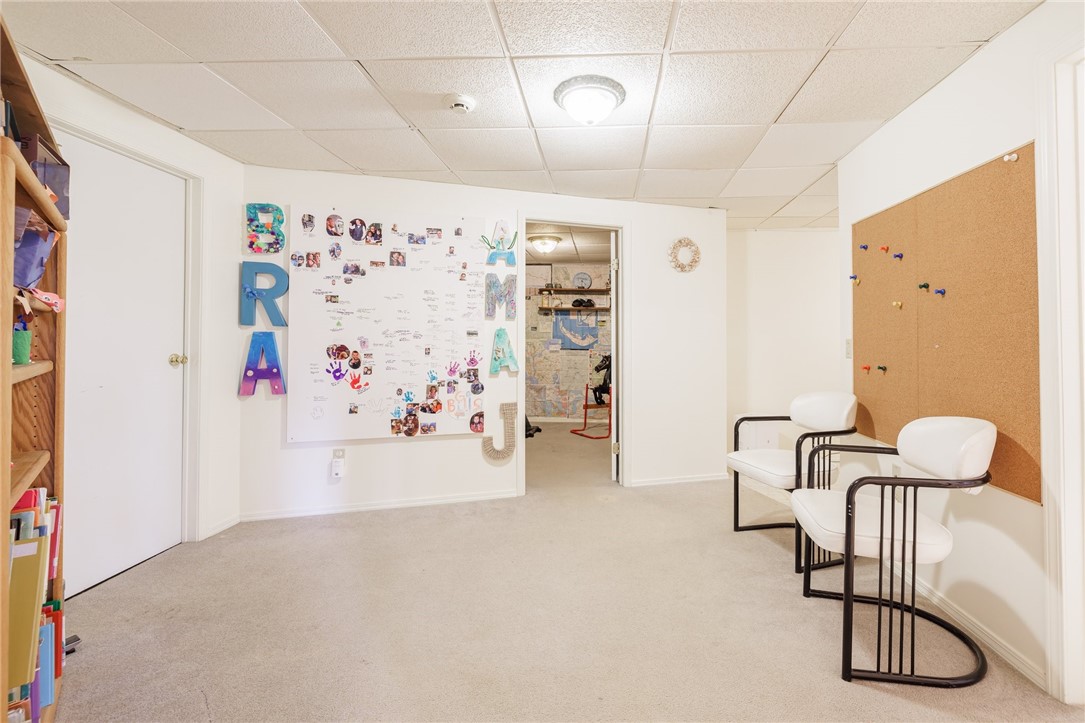 140 Eastman Estates Drive Irondequoit, NY 14622 - Photo 35 of 48