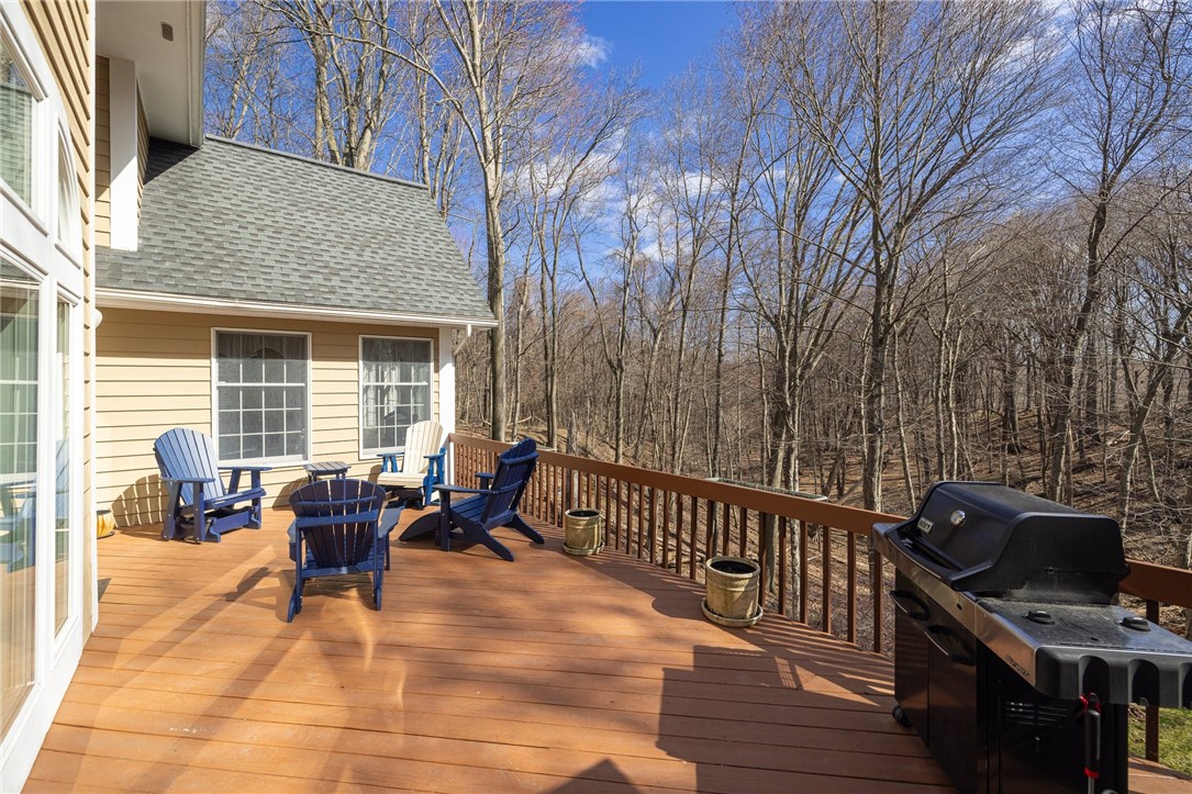 140 Eastman Estates Drive Irondequoit, NY 14622 - Photo 40 of 48