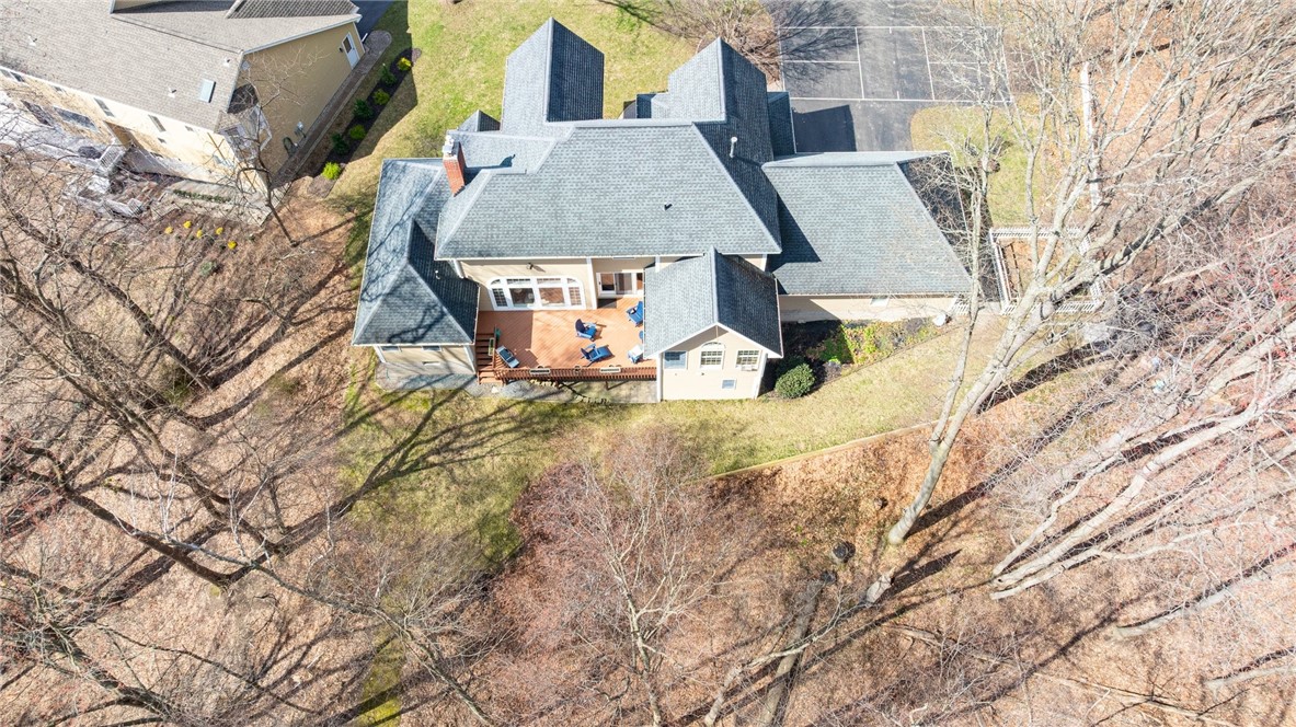 140 Eastman Estates Drive Irondequoit, NY 14622 - Photo 5 of 48