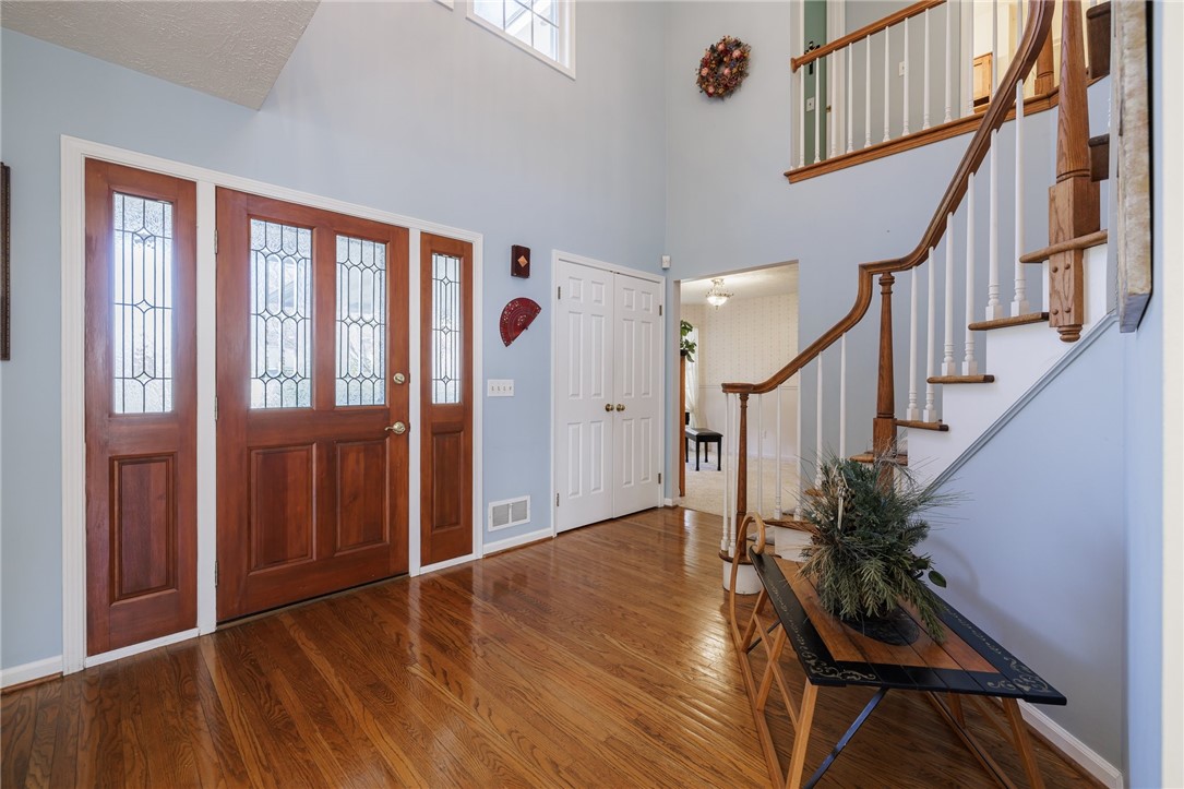 140 Eastman Estates Drive Irondequoit, NY 14622 - Photo 9 of 48