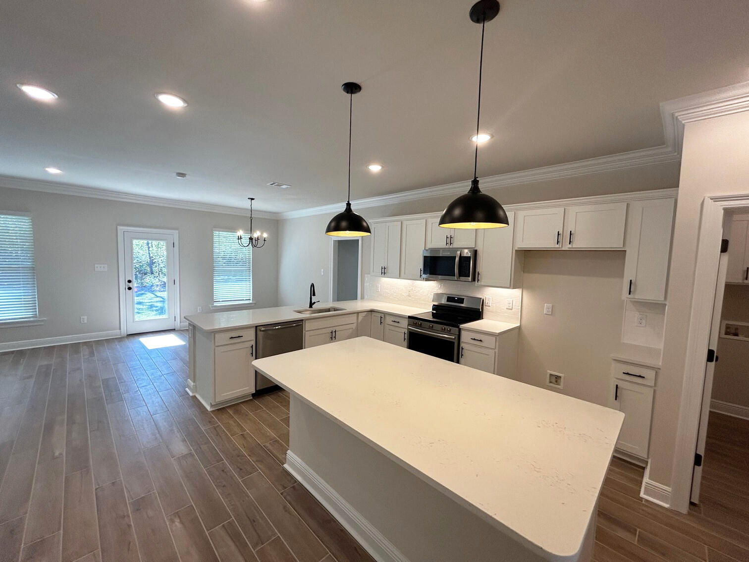 55 Apollo Avenue Freeport, FL 32439 - Photo 2 of 16 Picture15 copy