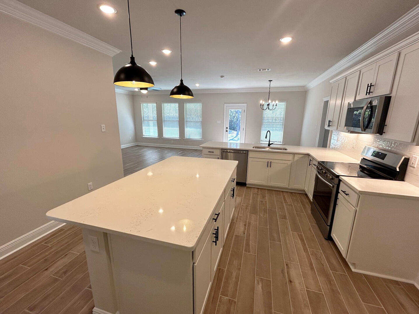 55 Apollo Avenue Freeport, FL 32439 - Photo 5 of 16 Picture14 copy