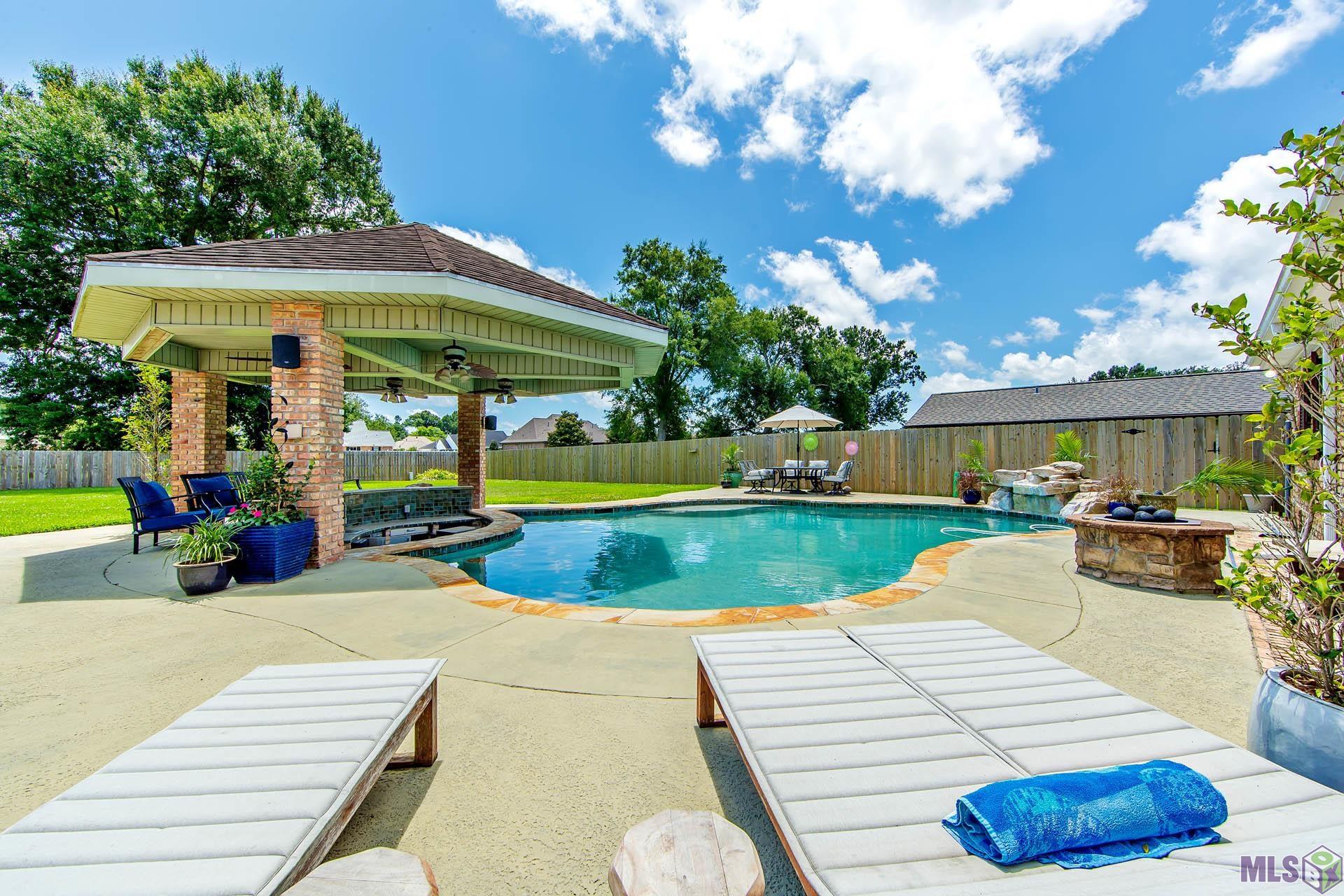 235 Rienzi Drive Thibodaux, LA 70301 - Photo 3 of 21