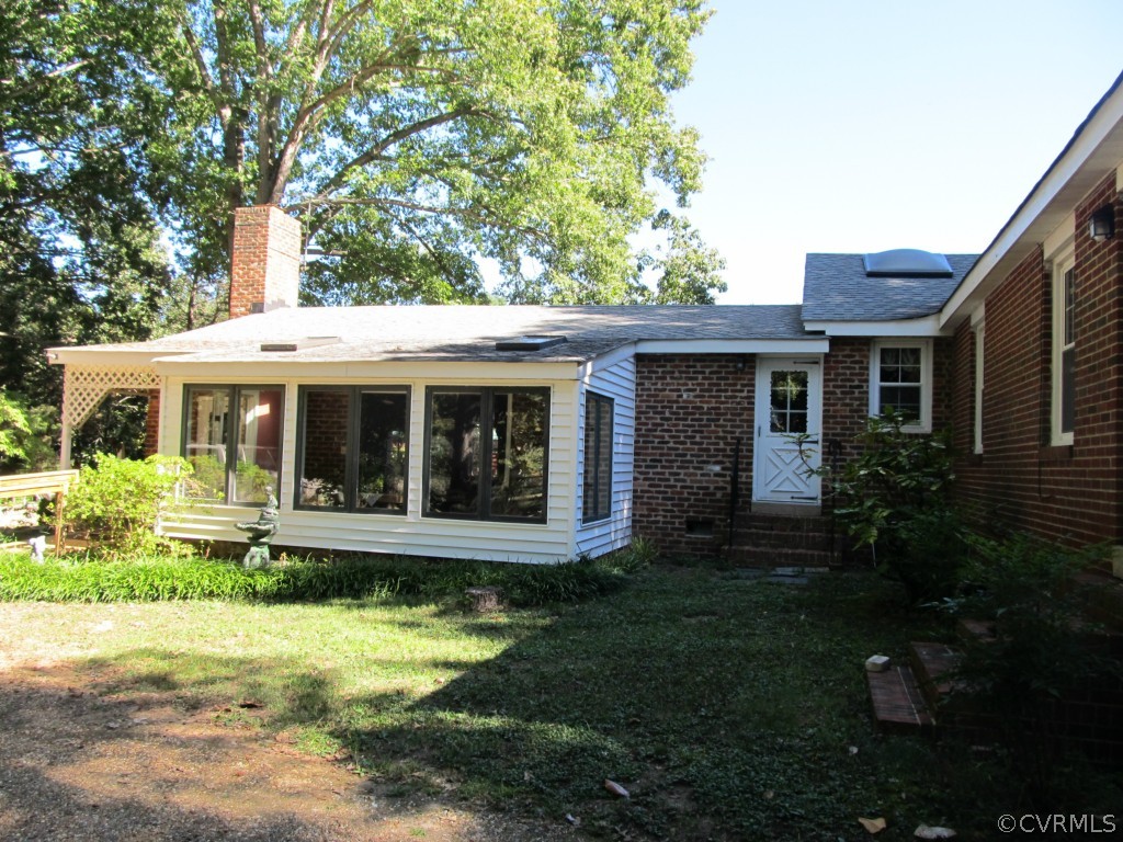 1407 Schroeder Road Powhatan, VA 23139 - Photo 2 of 24 Gallery Image 2