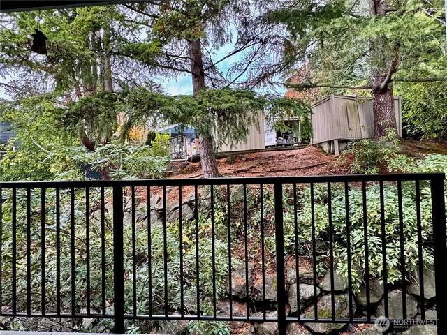 $564,950 | 17028 Northeast 80th Street, Unit C2, Redmond, WA 98052