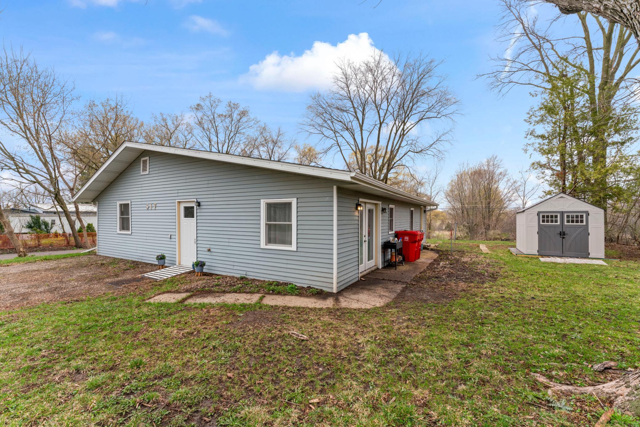 917 Chester Avenue Southeast Rochester, MN 55904 - Photo 2 of 23