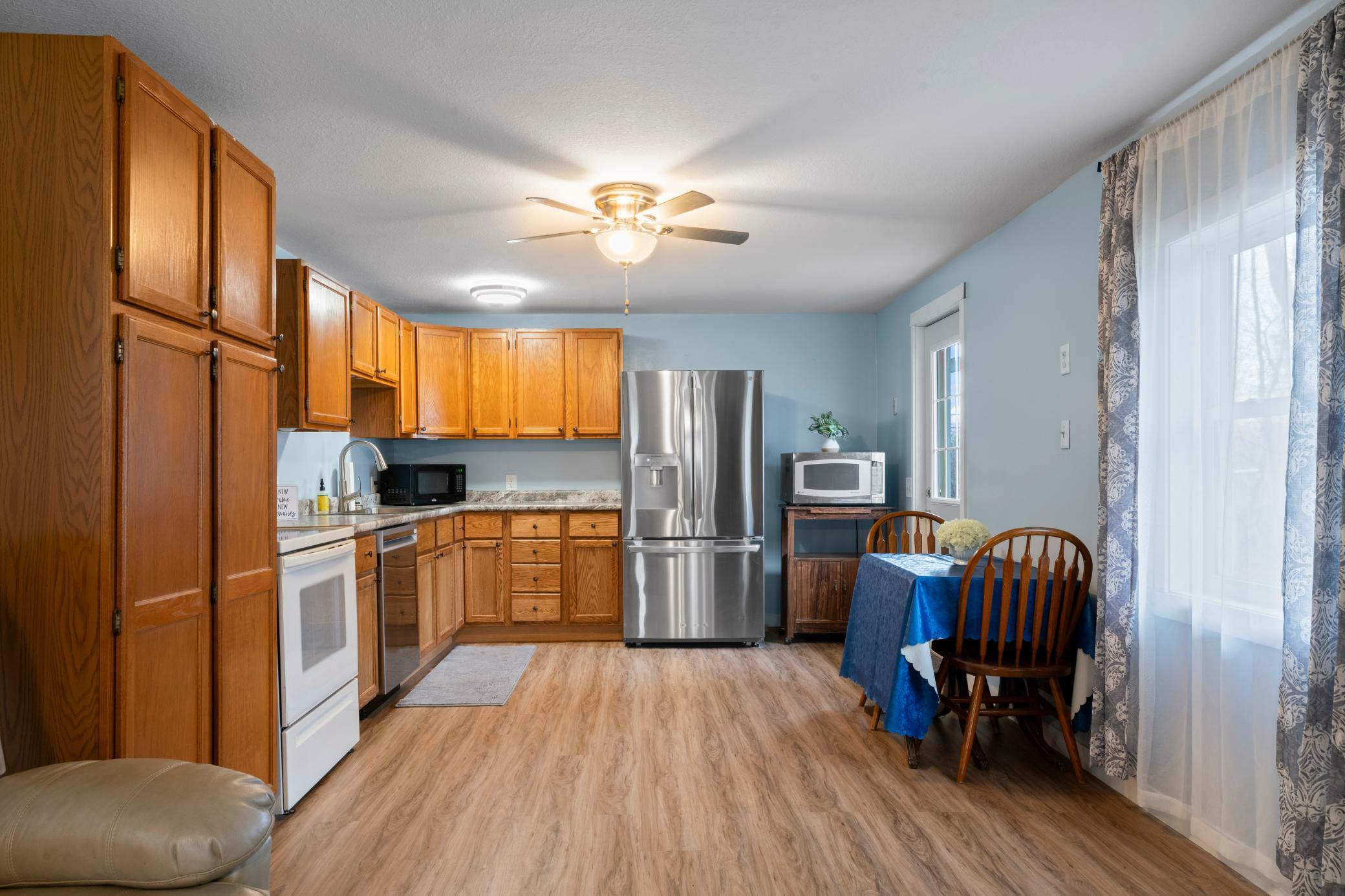 917 Chester Avenue Southeast Rochester, MN 55904 - Photo 8 of 23