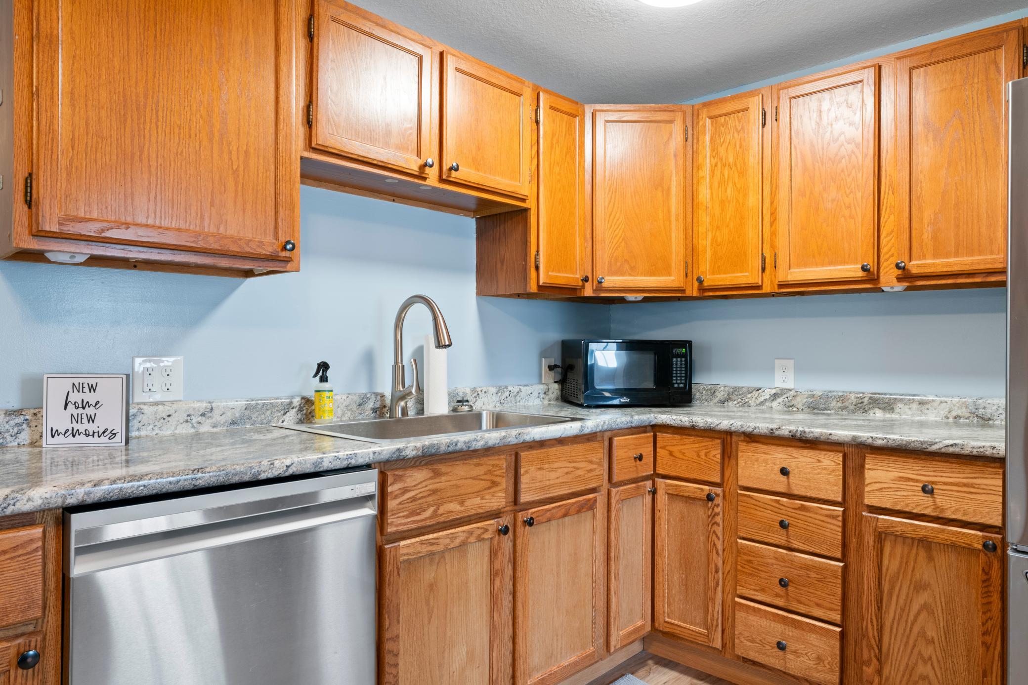 917 Chester Avenue Southeast Rochester, MN 55904 - Photo 10 of 23