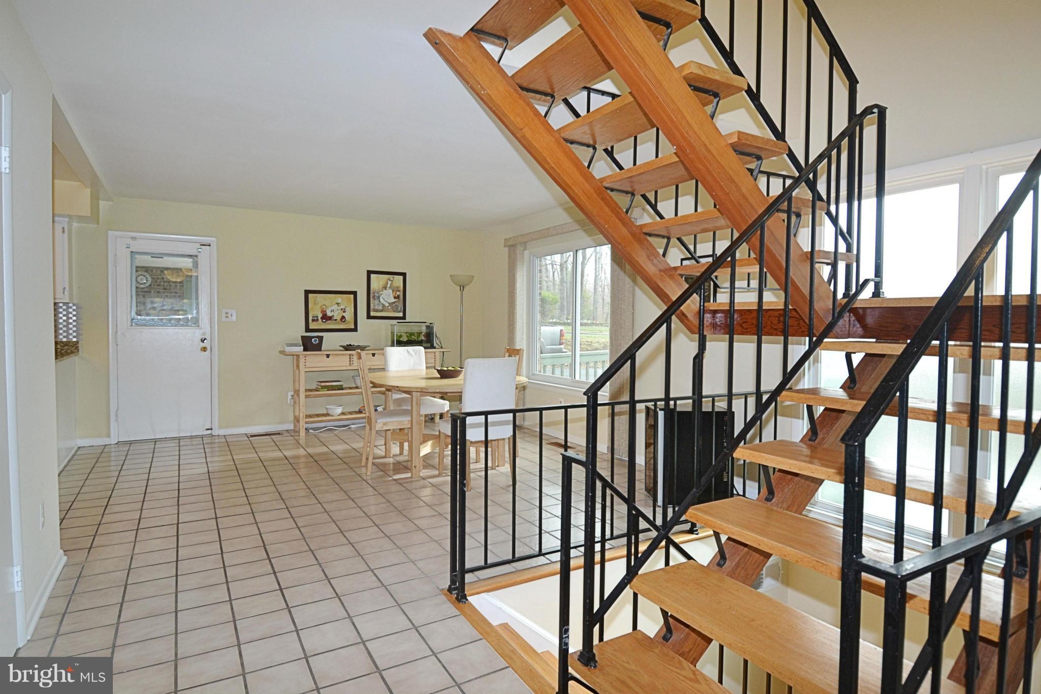 1451 Aldenham Lane Reston, VA 20190 - Photo 12 of 29 Interior (General)