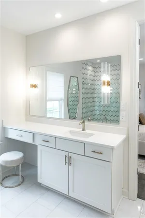 $649,900 | 9636 Grays Meadow Drive, Cordova, TN 38018