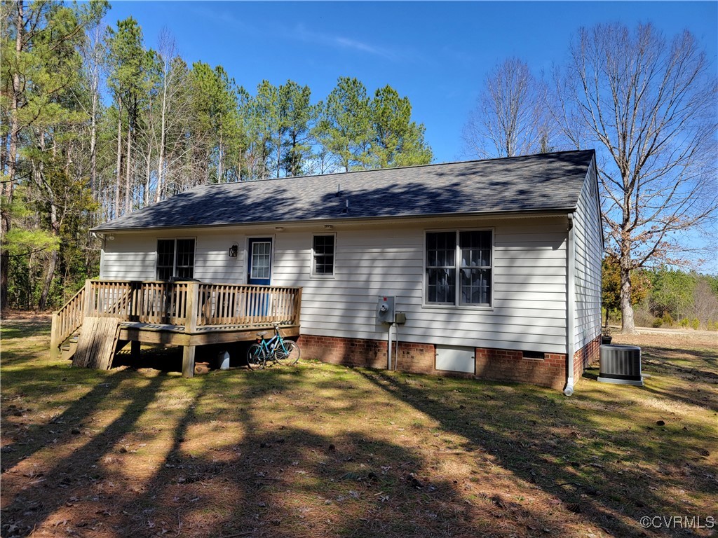 2683 Beulah Church Road St. Stephens Church, VA 23148 - Photo 8 of 23 Rear view of property featuring a wooden deck, a l