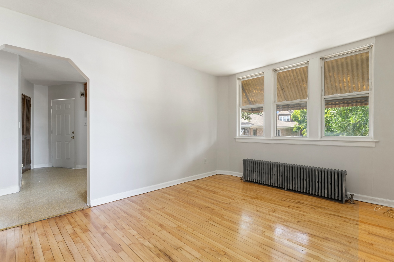 2335 North Merrimac Avenue Chicago, IL 60639 - Photo 3 of 24