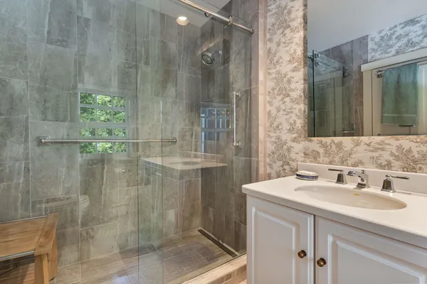 $2,550,000 | 33 Rocky Lane, Ogunquit, ME 03907