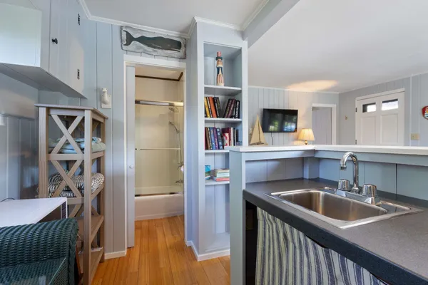 $2,550,000 | 33 Rocky Lane, Ogunquit, ME 03907