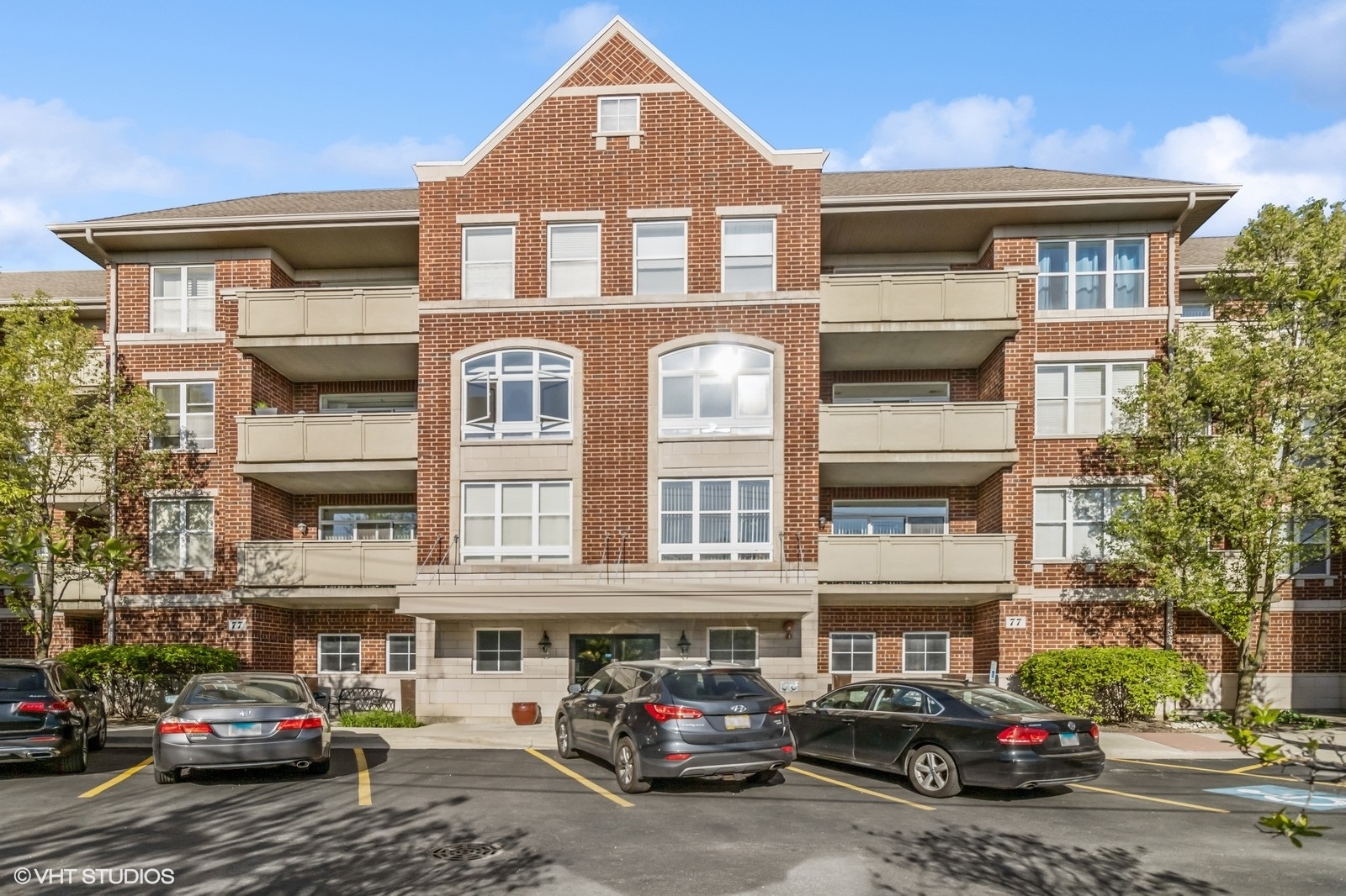 77 North Quentin Road, Unit 401 Palatine, IL 60067 - Photo 1 of 21