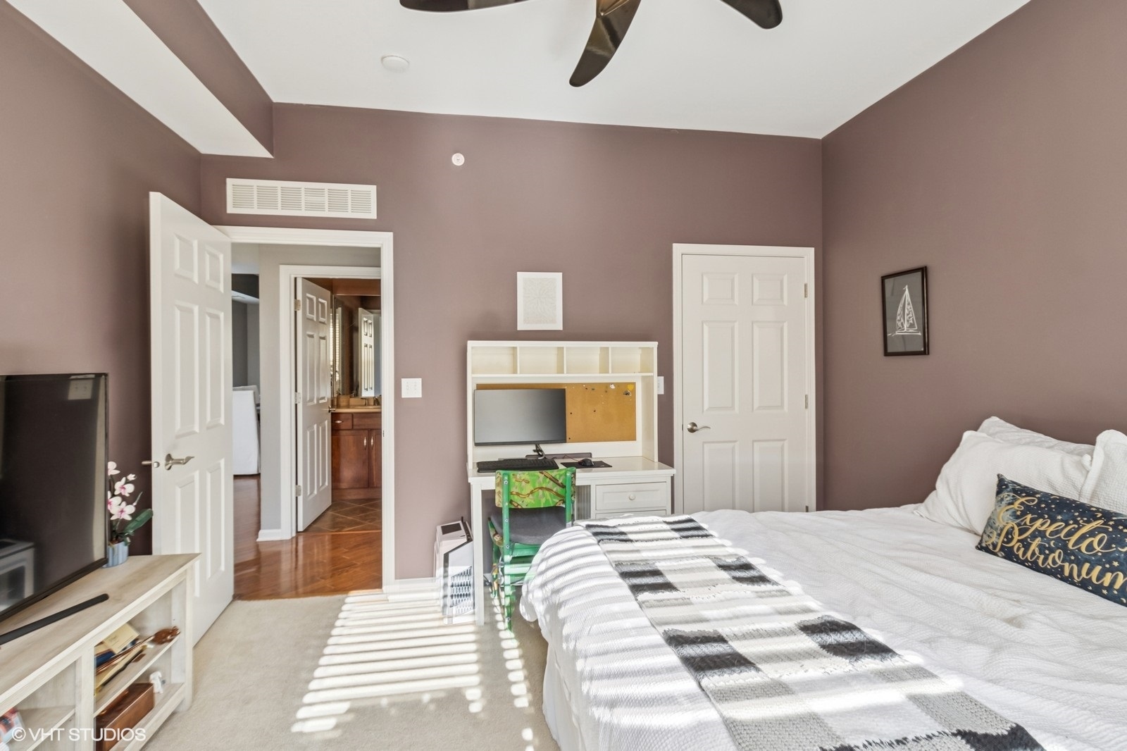 77 North Quentin Road, Unit 401 Palatine, IL 60067 - Photo 13 of 21