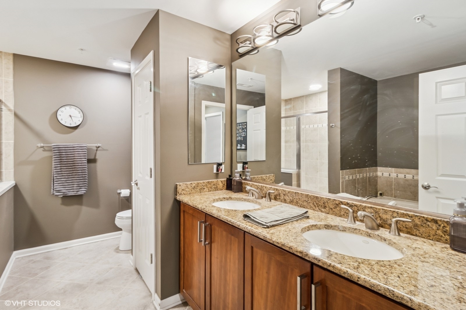 77 North Quentin Road, Unit 401 Palatine, IL 60067 - Photo 9 of 21