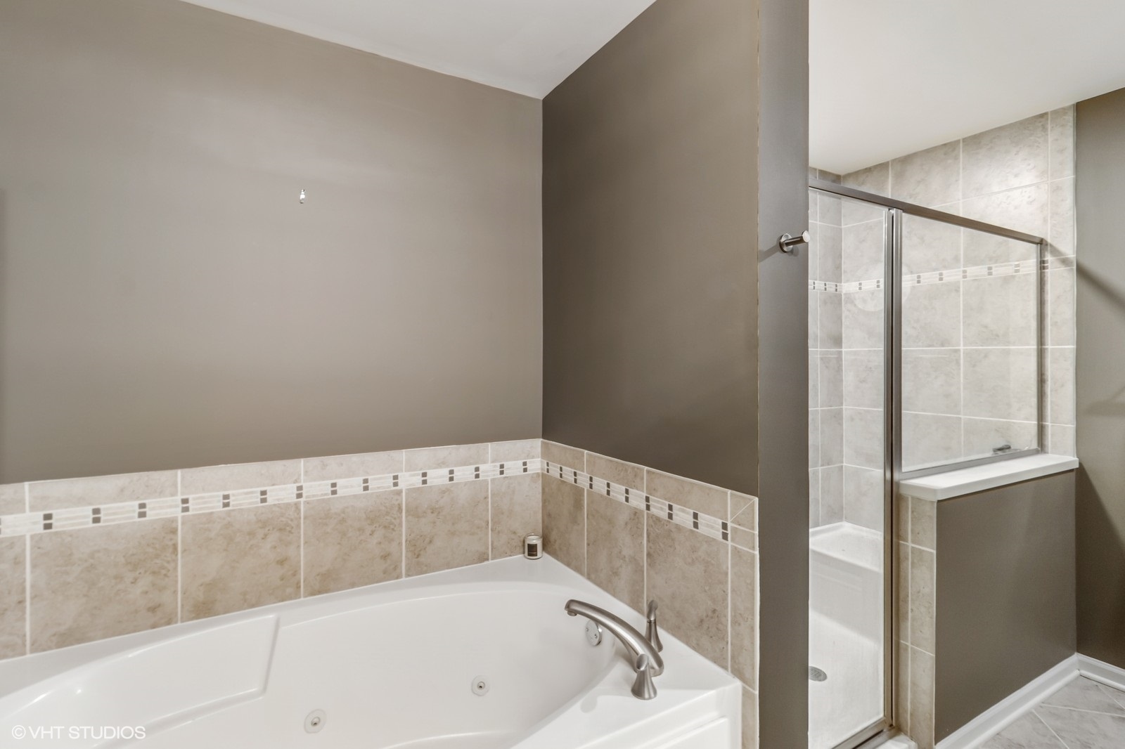 77 North Quentin Road, Unit 401 Palatine, IL 60067 - Photo 10 of 21
