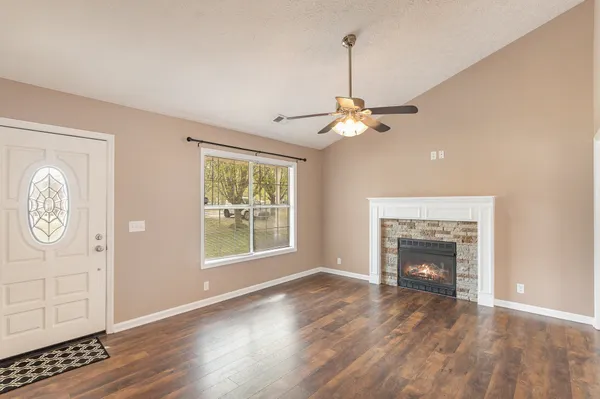 $410,000 | 1019 Willowbank Drive, Ashland City, TN 37015