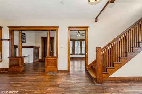 $189,000 | 306 East Diggins Street, Harvard, IL 60033