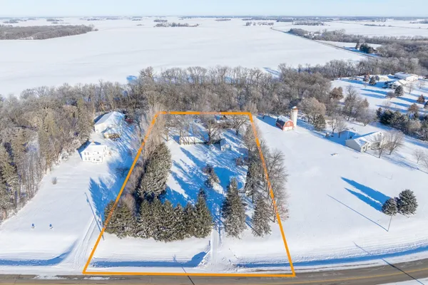 $225,000 | 12295 Wilton Bridge Road, Waseca, MN 56093