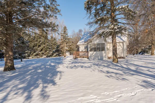 $225,000 | 12295 Wilton Bridge Road, Waseca, MN 56093