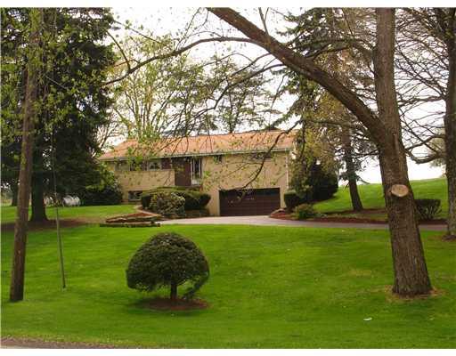 2730 Clearview Road Allison Park, PA 15101 - Photo 11 of 12 Exterior Front.