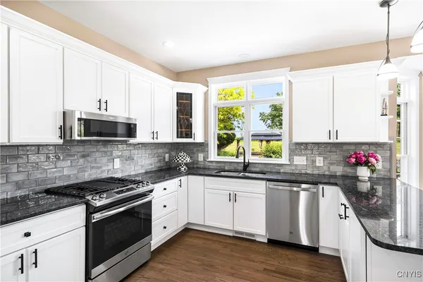 $1,449,000 | 4244 County Line Road, Skaneateles, NY 13152