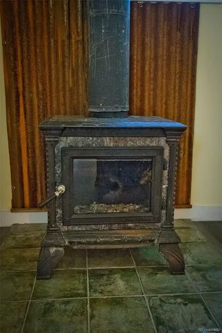 a view of a hallway with windows